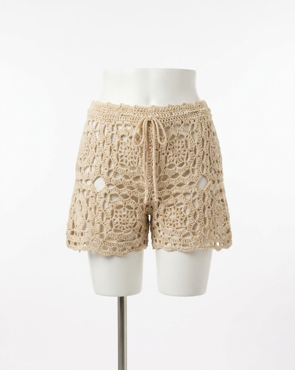 NEW BY TOGETHER alma crochet short in beige